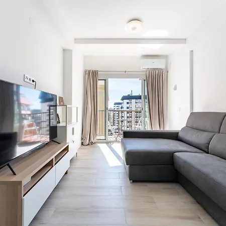 Charming Beachfront In Fuengirola Màlaga